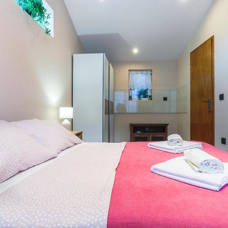 Apartman Lena Врсар Екстер'єр фото